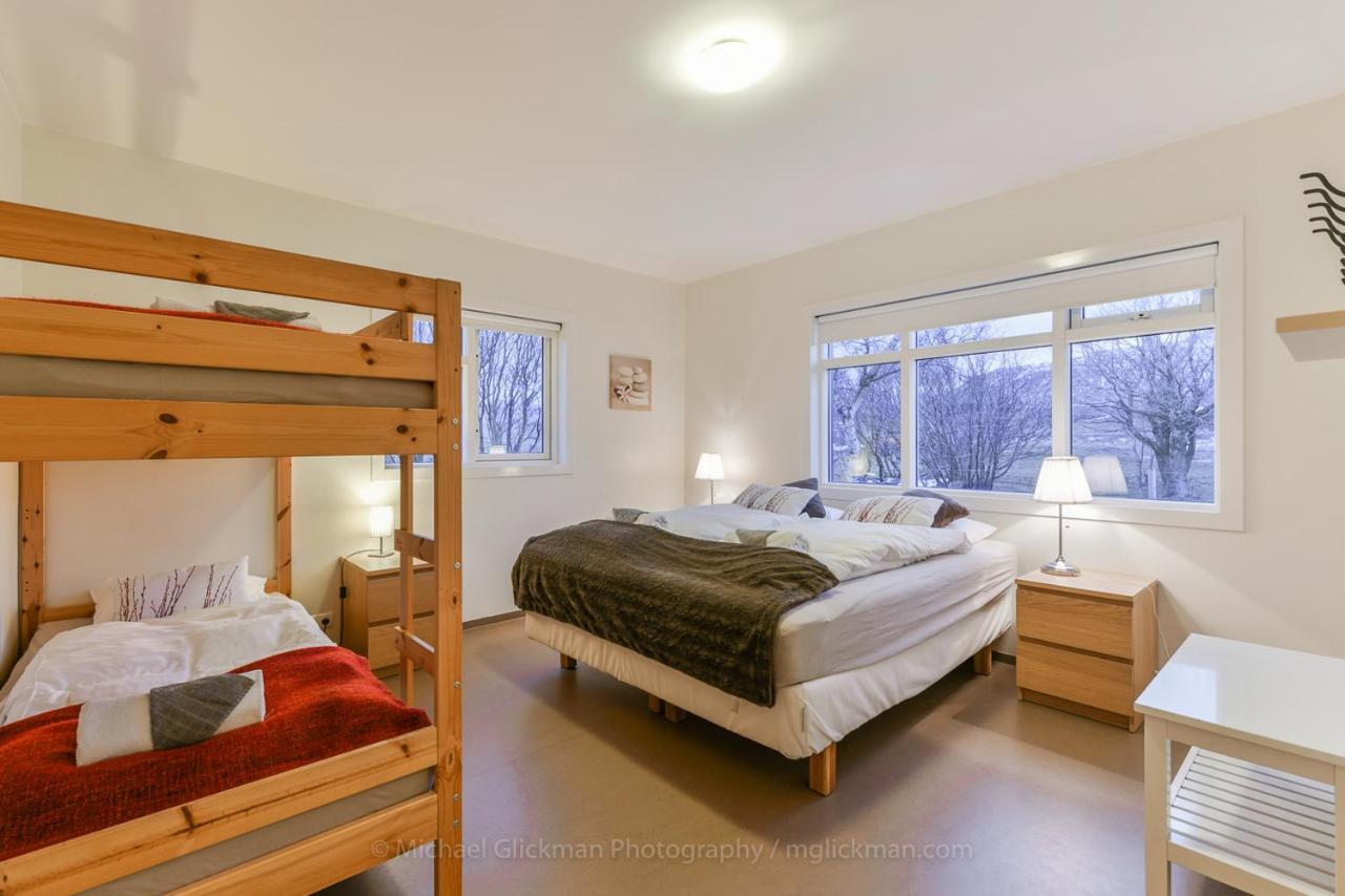 Sythra-Skoerthugil Guesthouse Varmahlid  Bagian luar foto