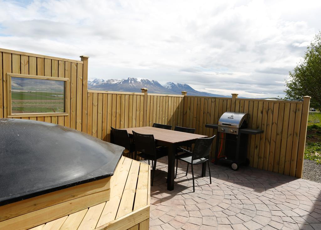 Sythra-Skoerthugil Guesthouse Varmahlid  Bagian luar foto