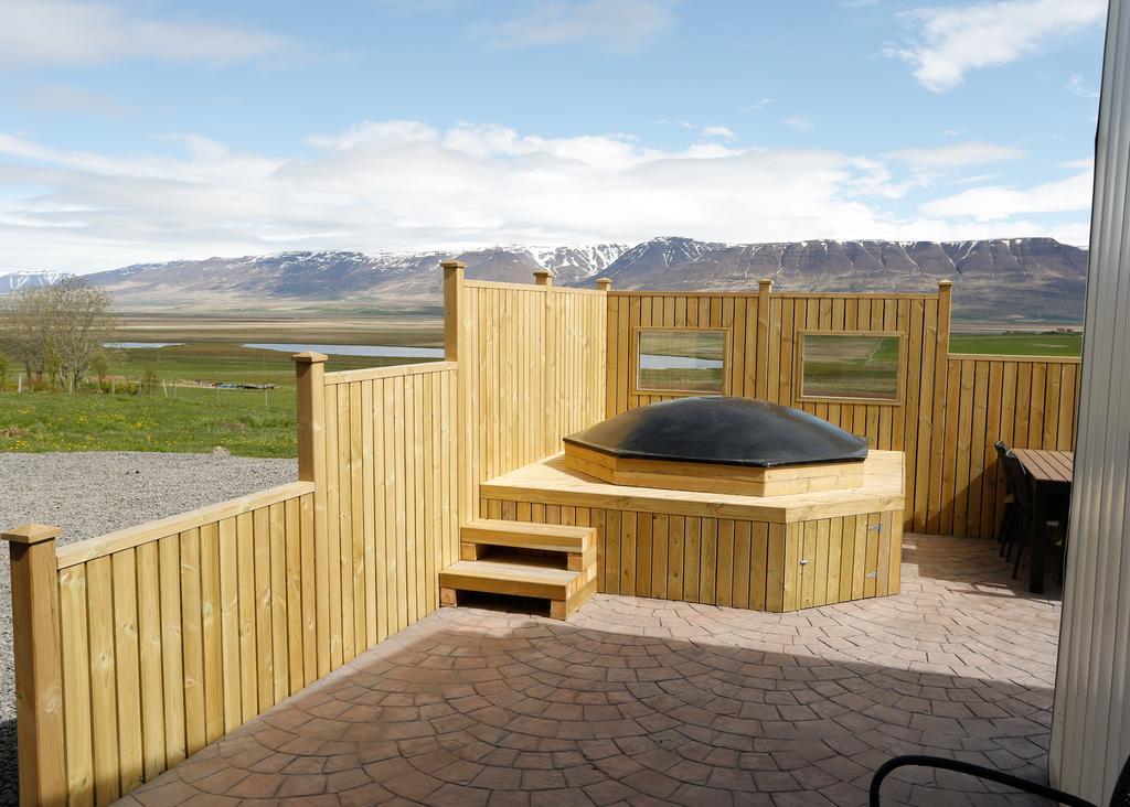 Sythra-Skoerthugil Guesthouse Varmahlid  Bagian luar foto
