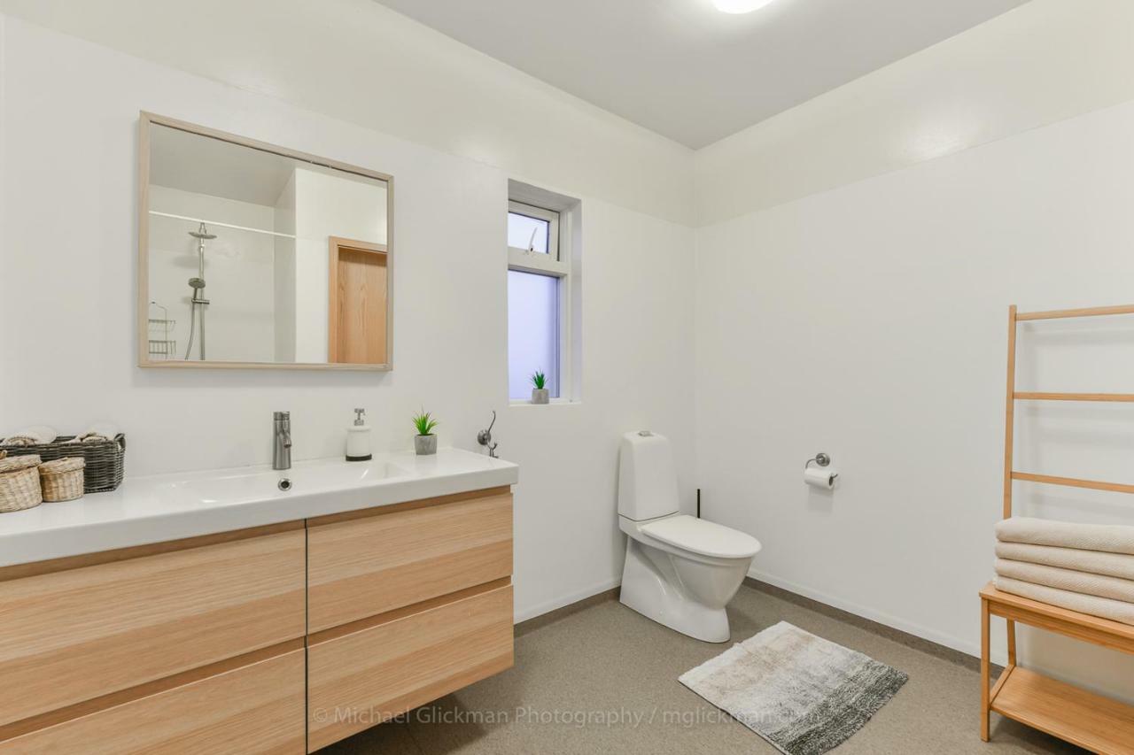 Sythra-Skoerthugil Guesthouse Varmahlid  Bagian luar foto
